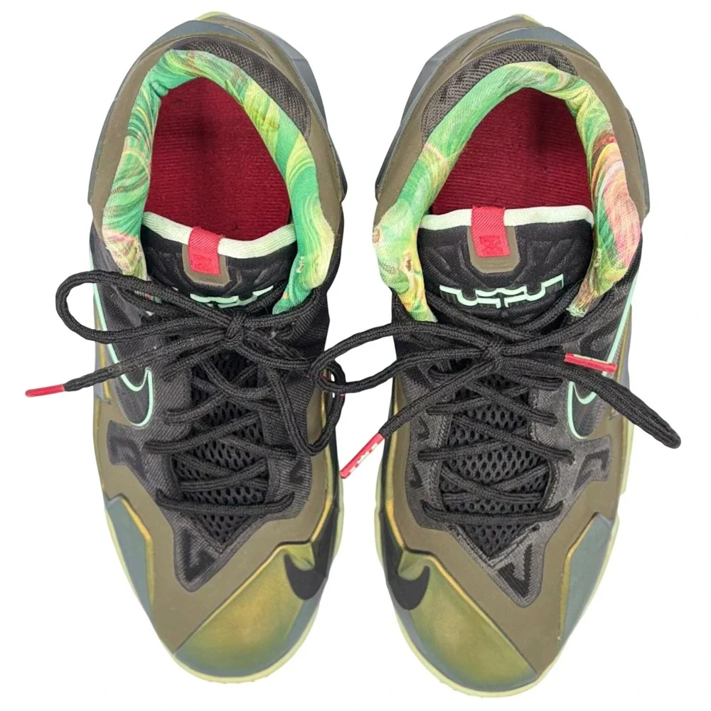 Nike LeBron 11 'King's Pride'‎ Boys 6Y Basketball Shoes Green Gold Camo Elite GS